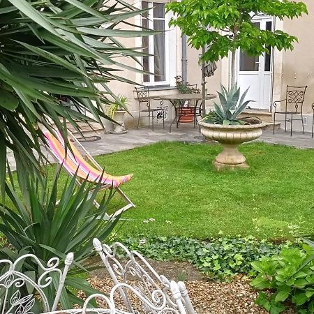 Agreables Chambres D'Hotes Pres Du Centre Ville Avec Jardin Le Mans Zewnętrze zdjęcie
